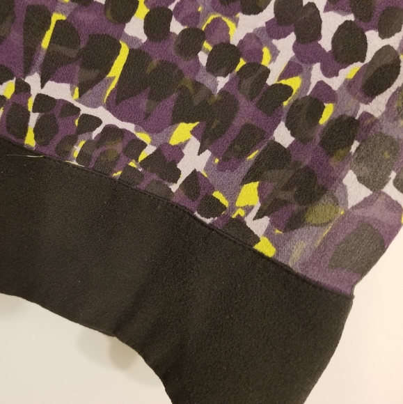 Flounce purple yellow pattern light silk tank top - Picture 4 of 7